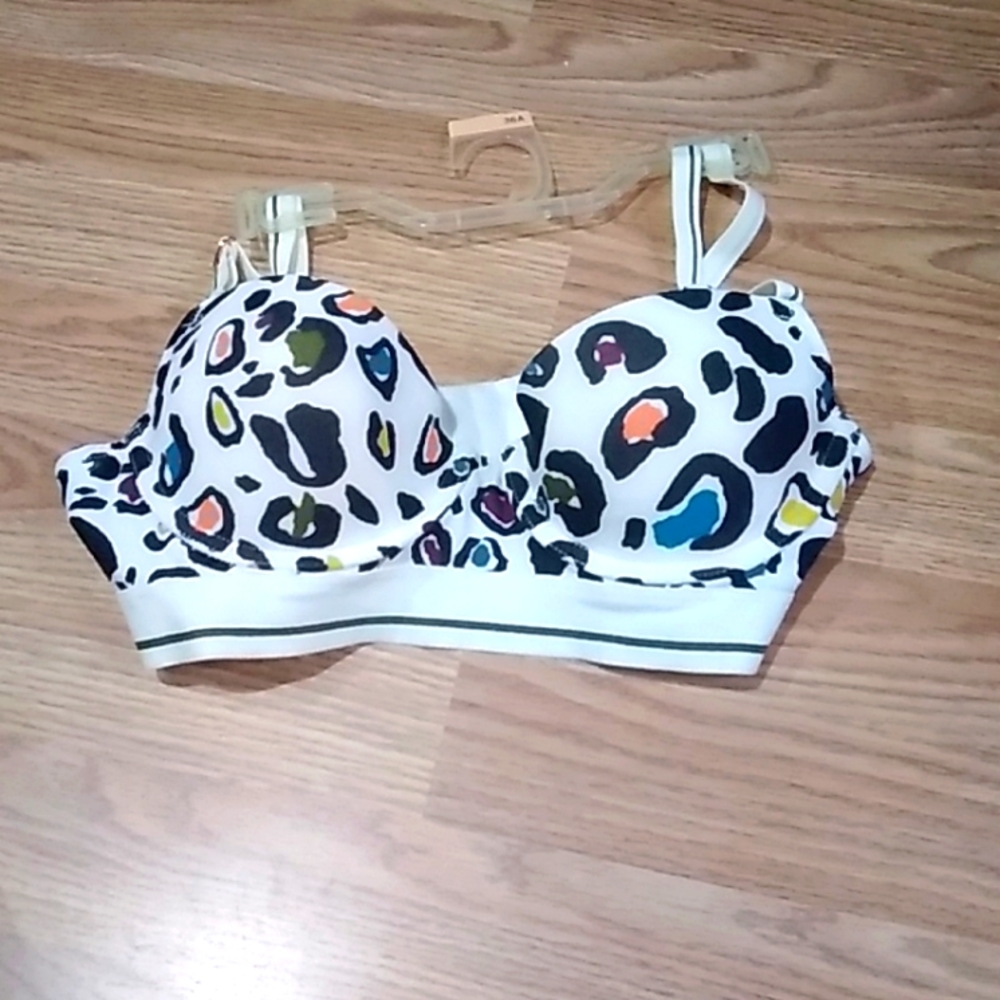 NWOT NO BOUNDARIES BRA